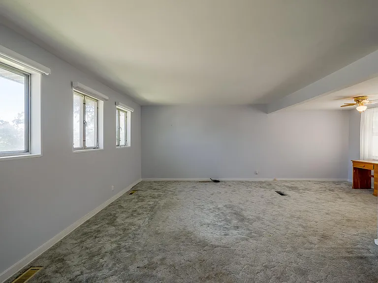 1307 Sage Loop — Photo 6