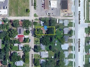 2424 S Greenwood Ave, Wichita, KS 67216