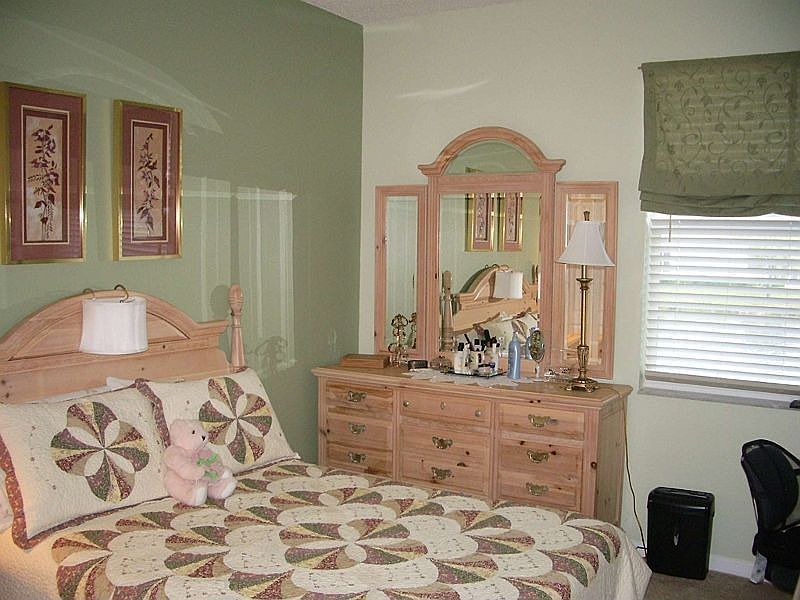 1st image of 742 Tremont Greens Ln