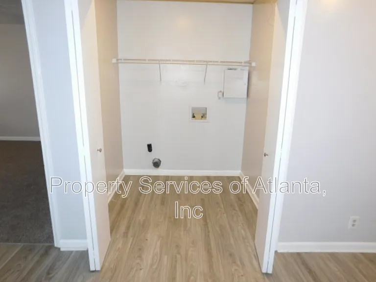 3772 Rolling Pl — Photo 8