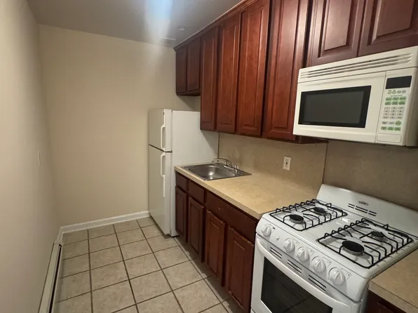 (undisclosed Address), Bronx, NY 10462
