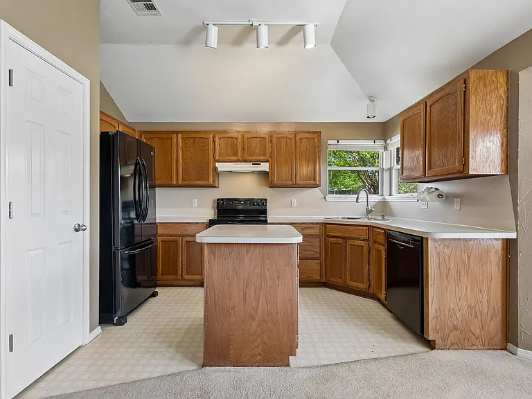 1708 Creekside Ct — Photo 15