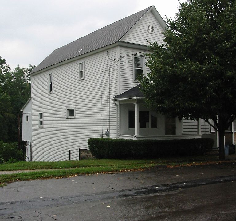 1st image of 199 Green St