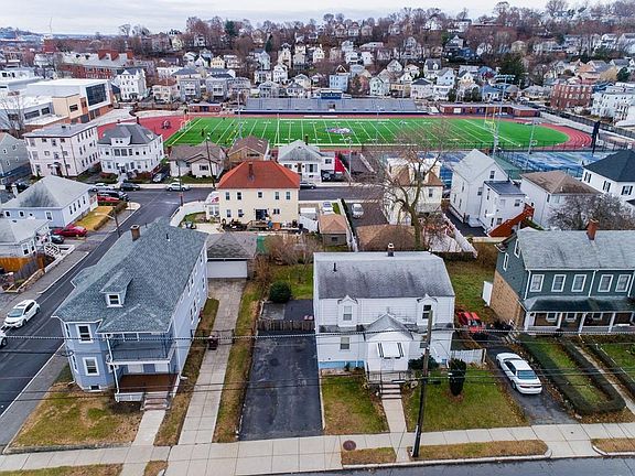 2nd image of 146 Mountain Ave