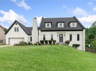 1645 Oakfield Ln, Roswell, GA 30075