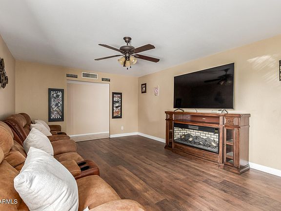 3rd image of 3706 S COTTONWOOD Drive