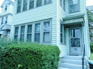 8749 112th St, Richmond Hill, NY 11418