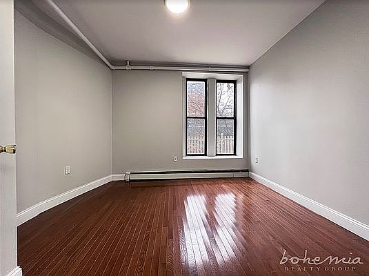3rd image of 36 Marble Hill Ave