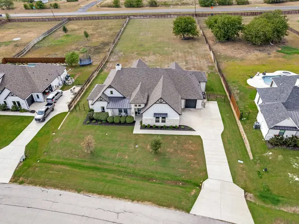 1025 Aledo Ridge Ct, Fort Worth, TX 76108