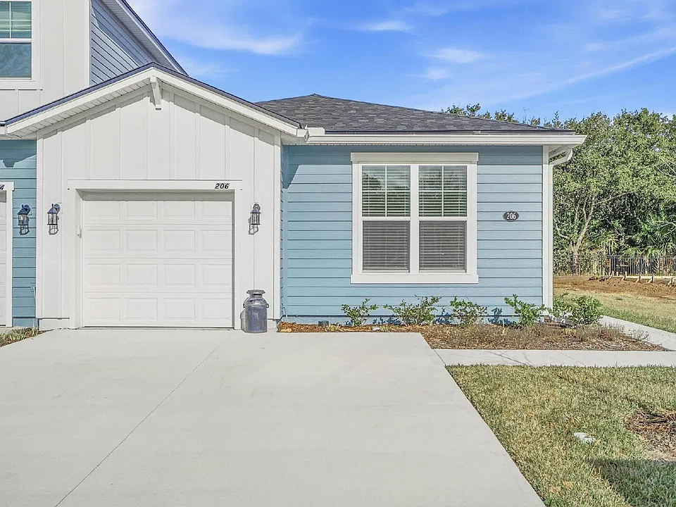 206 Misty Harbor Trce