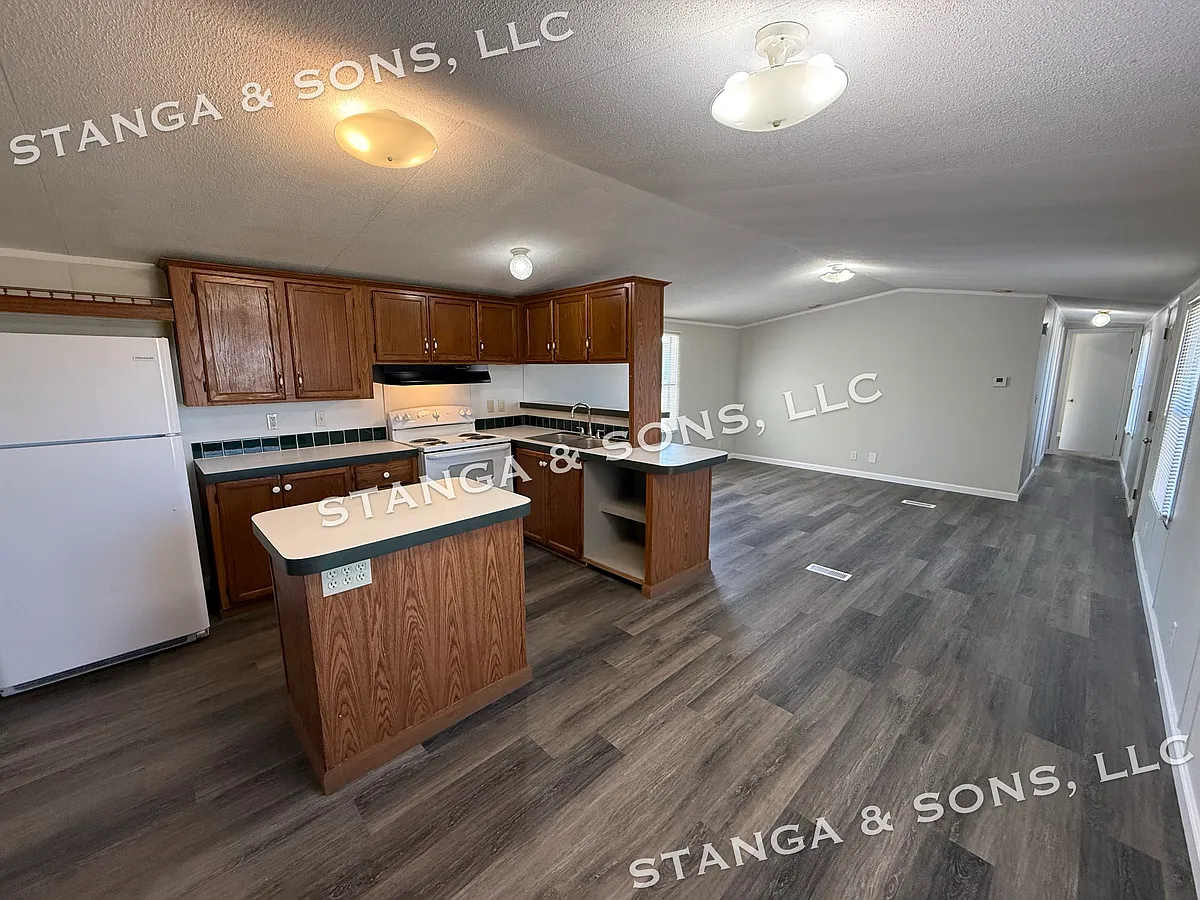 Kitchen angle 2 - 113 Michelle Pl