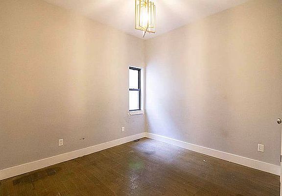 4th image of 484 Harman St #3F
