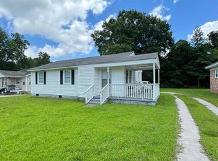4206 Stevens St, Loris, SC 29569