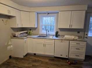 17 Pine St, Concord, NH 03301