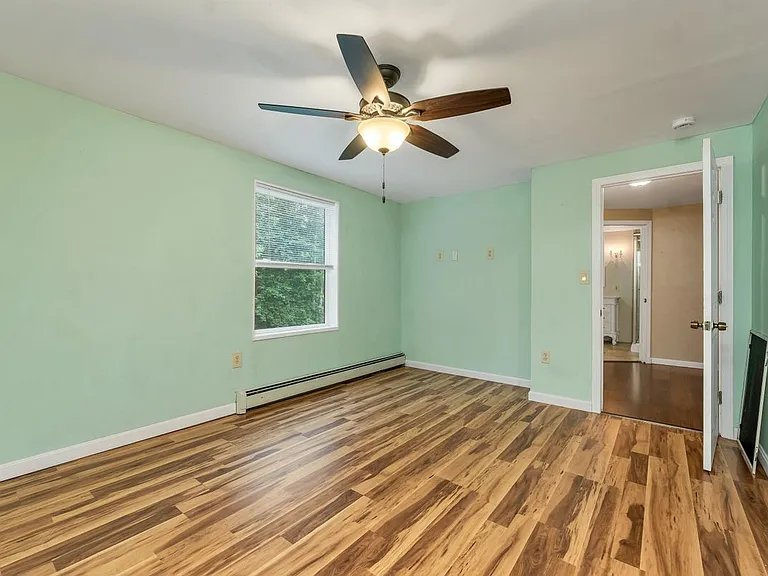 368 Chesham Rd — Photo 29