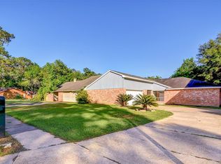 17226 Broken Back Dr, Crosby, TX 77532