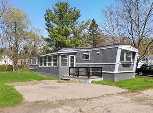 305 Turnpike St TRAILER 173, South Easton, MA 02375