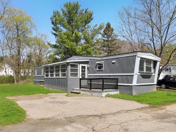 305 Turnpike St Trailer 173, South Easton, MA 02375