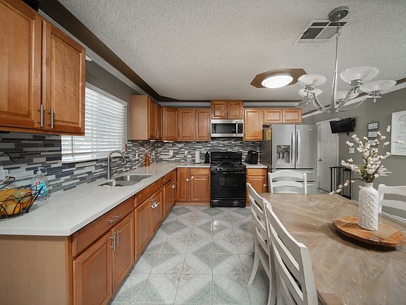 5th image of 4583 E Harvest Rd