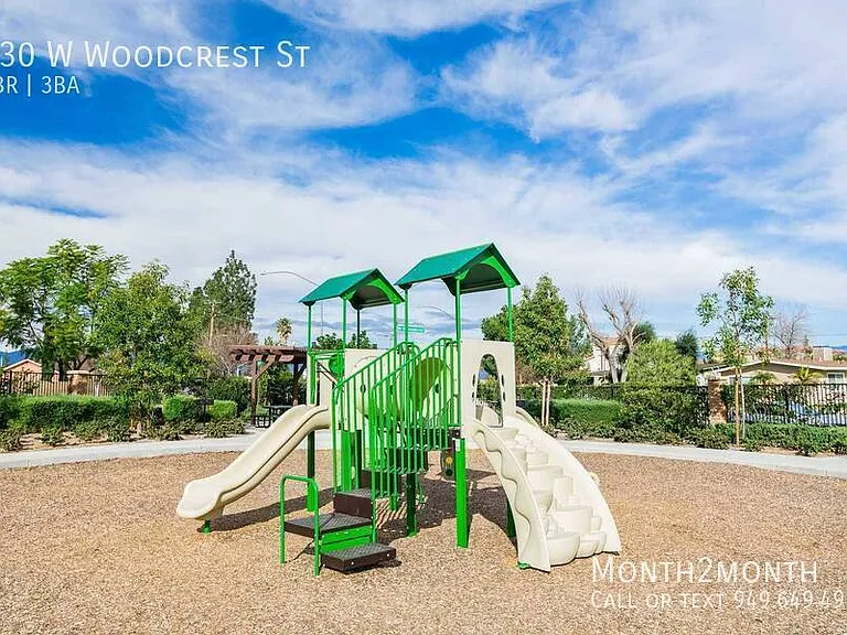 630 W Woodcrest St — Photo 53