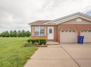 2060 Wexford Green Way, Belleville, IL