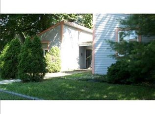 934 Eugene St, Indianapolis, IN 46208