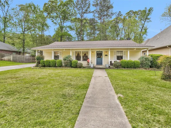 2117 Bershire Dr, Huntsville, TX 77340