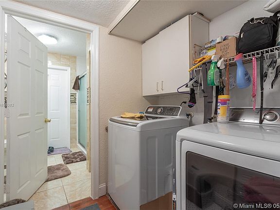 4th image of 2875 NW 9th Ct