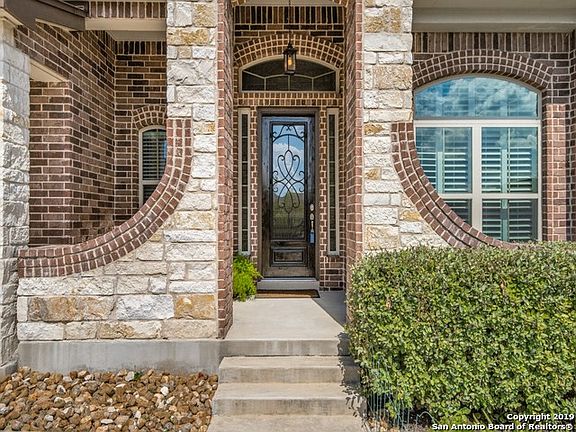 3rd image of 3407 Shawnee Way