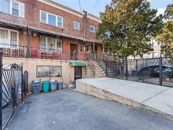 1036 E 215th Street, Bronx, NY 10469