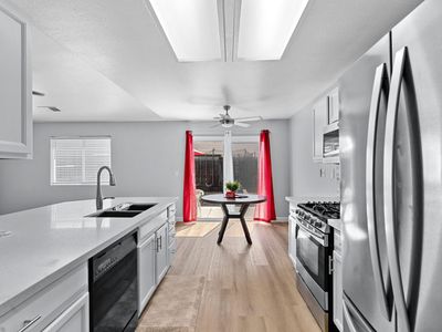 3656 N Laverne Ave, Fresno, CA, 93727