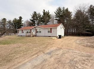 11 Henry Sr Dr, Peru, NY 12972