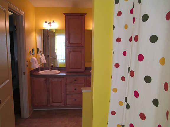 3rd image of 6557 Bayfield Dr