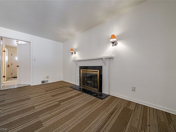 4th image of 4602 College Rd