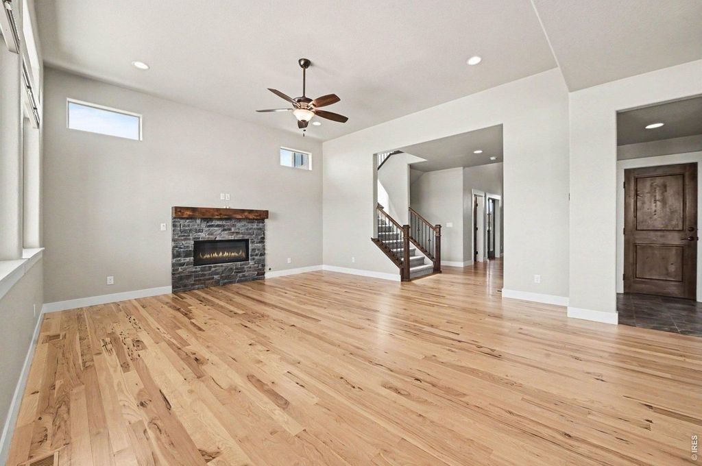 7166 Cottage Ct