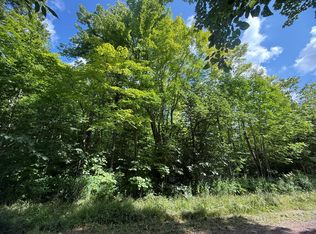 On Tree Top Ln, Ironwood, MI 49938