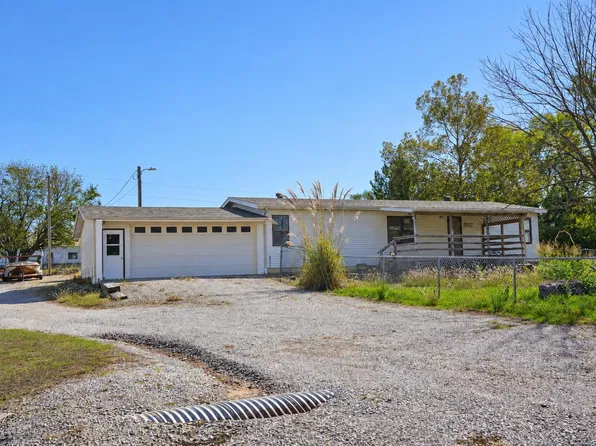 17920 Sunset Strip, Winfield, KS 67156