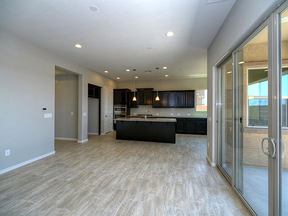 5th image of 1053 W Lark Bunting Ln N