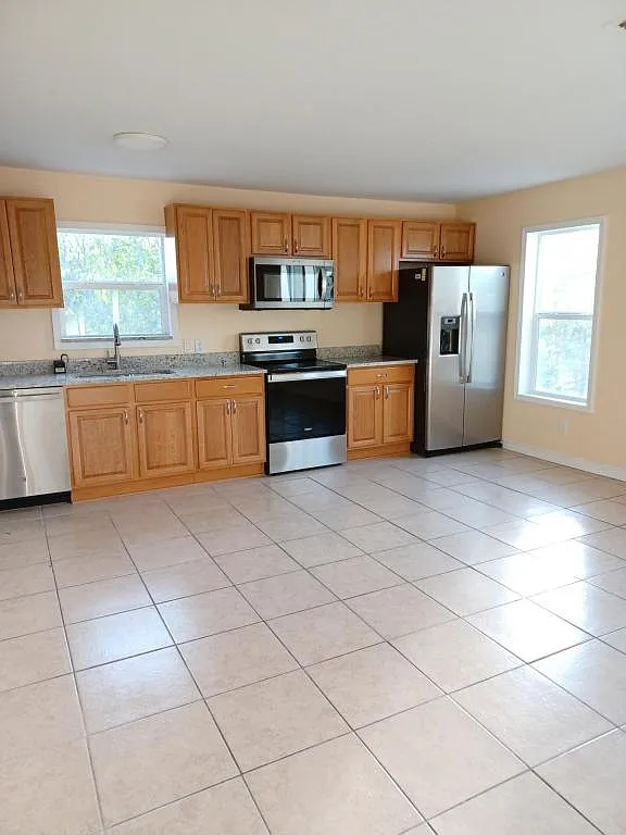 730 Aransas Ave — Photo 1
