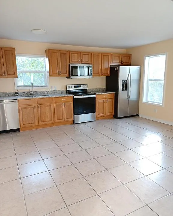 730 Aransas Ave #4