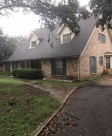 4th image of 408 Suttles Ave