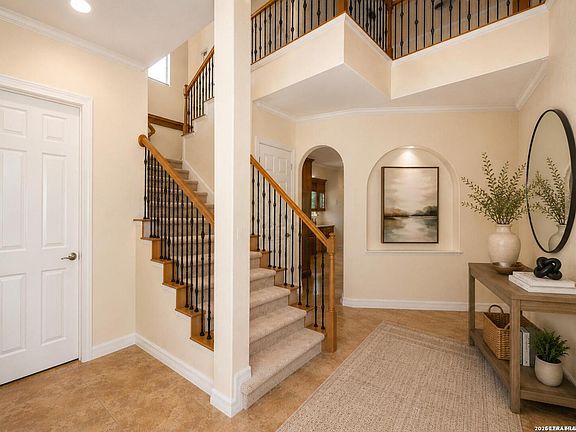 5th image of 2518 Huebner Park