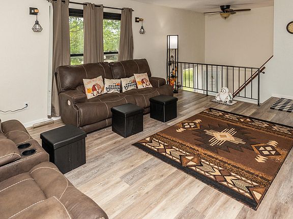 5th image of 4610 W Roughrider Cir