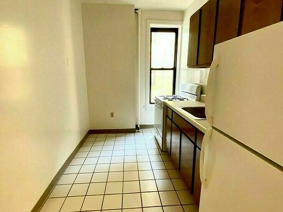 3rd image of 32-84 31st St #2AA