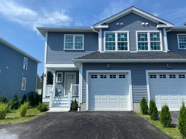 434 Main St #E, Wareham, MA 02571