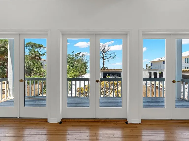 4051 Shell Rd — Photo 10