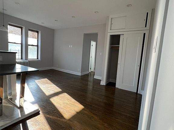 2nd image of 2181 38th St