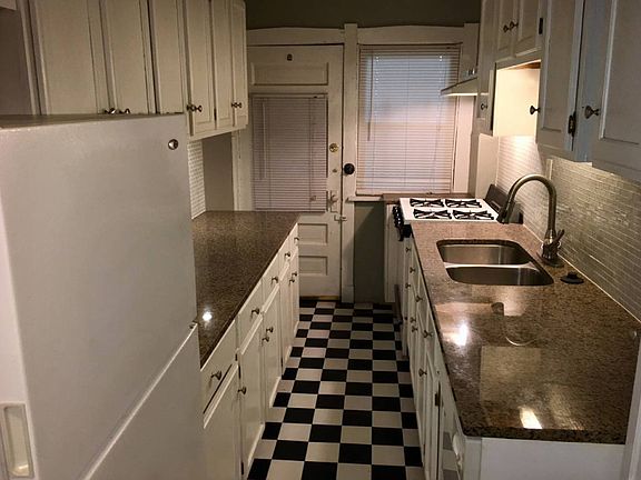 2nd image of 4141 Campbell St APT 3N