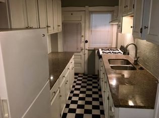4141 Campbell St APT 2N, Kansas City, MO 64110