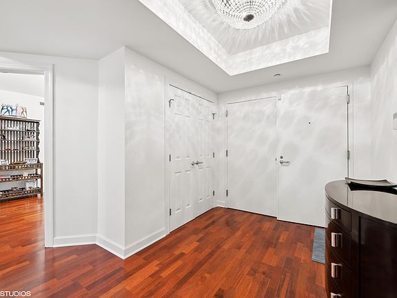 2nd image of 2021 Saint Johns Ave APT 1E